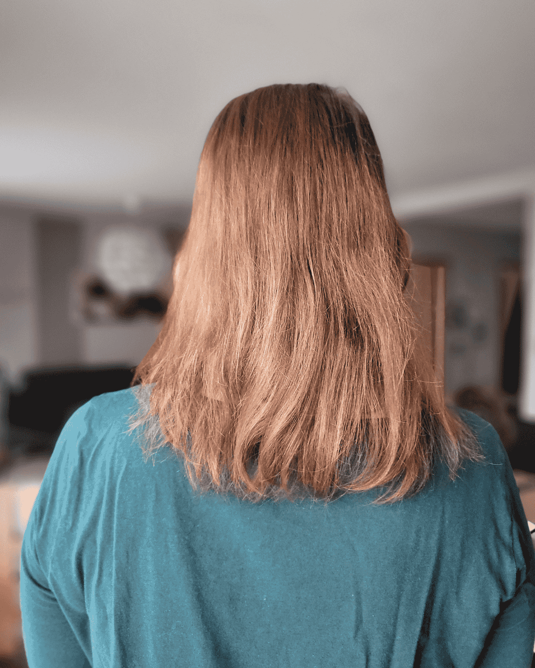 Strapaziertes Haar vor der professionellen Behandlung bei Fiona Giganti